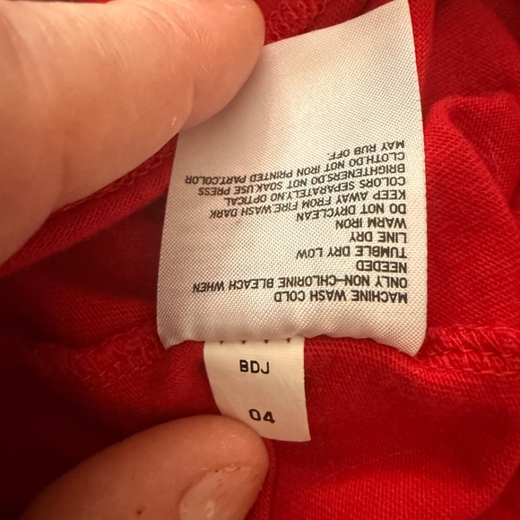 Uniqlo UT Verdy Break The Mold Graphic Tee Red Boxy - Picture 7 of 8